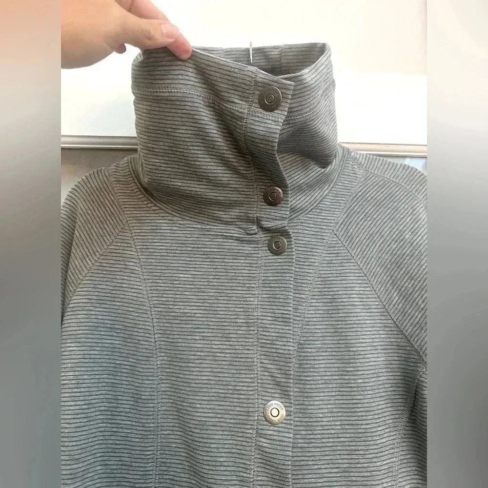 Eddie Bauer Knit Outdoors Blue Grey Stripe Snap Button Down Jacket Size L Large - Image 3