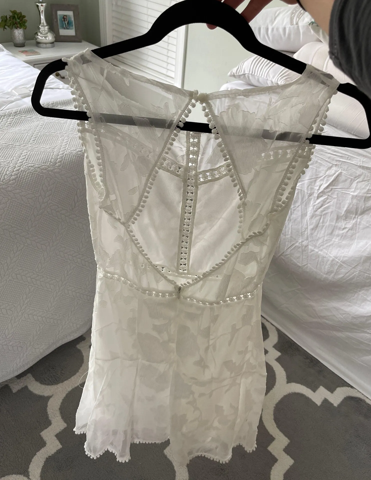 Boutique White Graduation Dress - Image 7