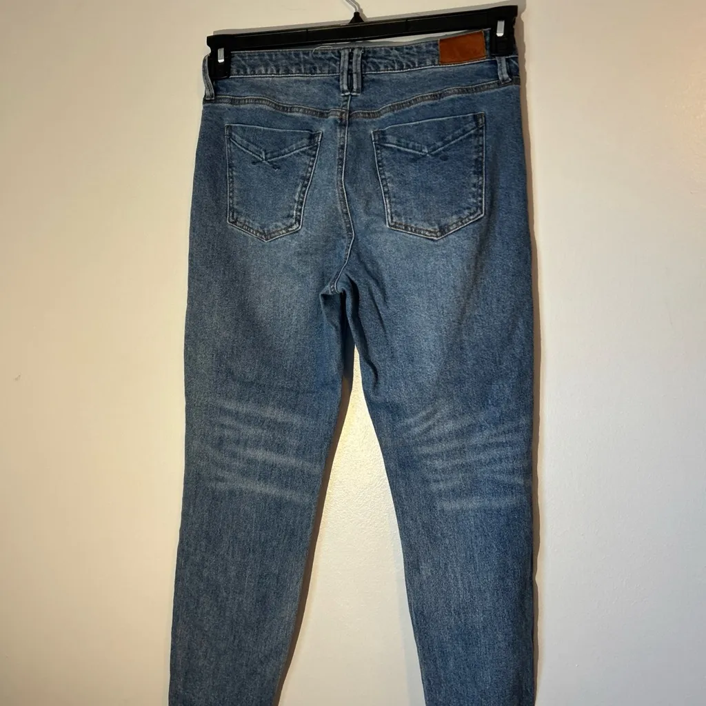 Anthropologie Unpublished Blue Ankle Cropped‎ Distressed Jeans - Image 5