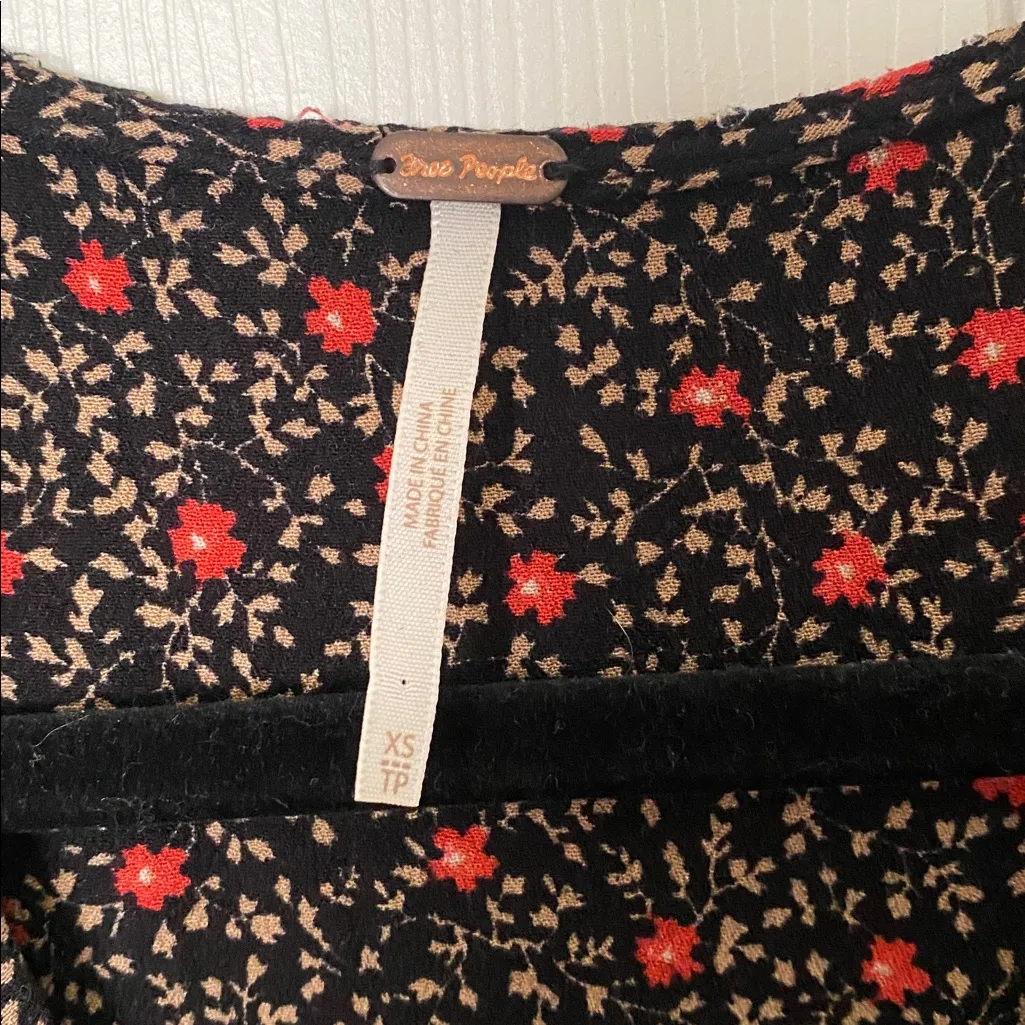 Free People Floral V Neck Mini Dress Cap Sleeves Adjustable Tie at Waist - Image 2