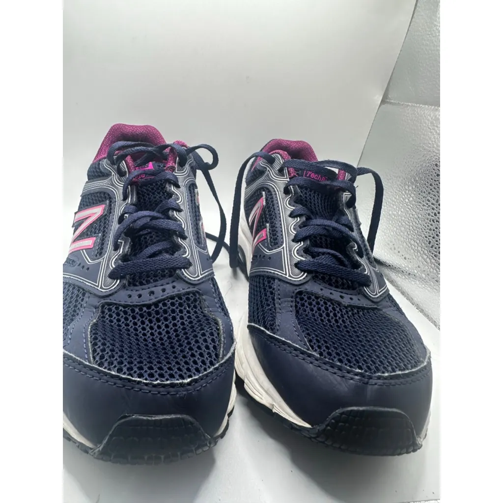 New Balance Running Shoes Navy Pink size 8 - Image 7