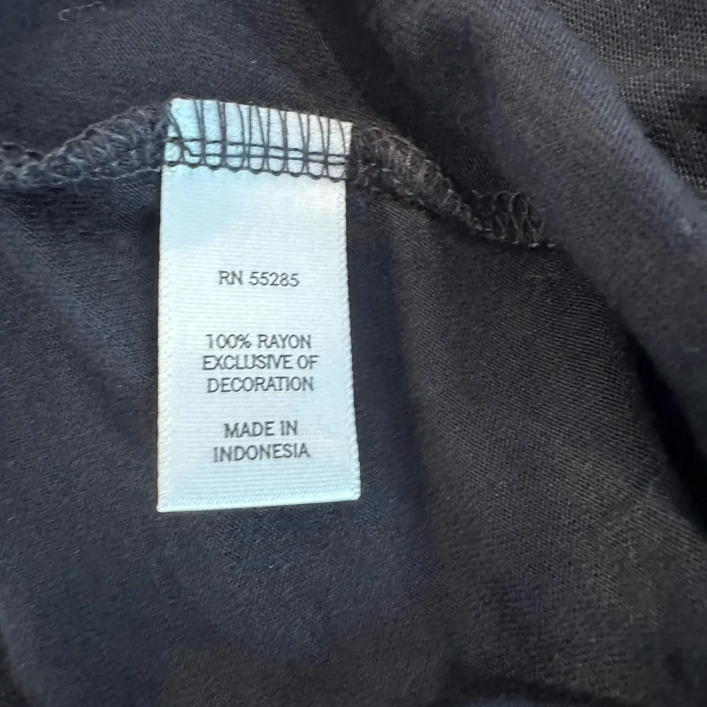 NWT Women’s Sz: L Express 3D Black Floral Appliqué Racerback Stretch Tank Top. M - Image 6