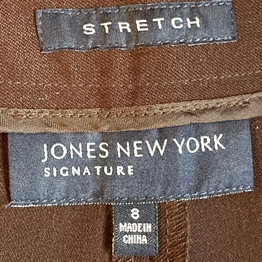 Jones New York Signature NWT Burgundy/Brown Stretch Sz 8 Dress Pants. - Image 8
