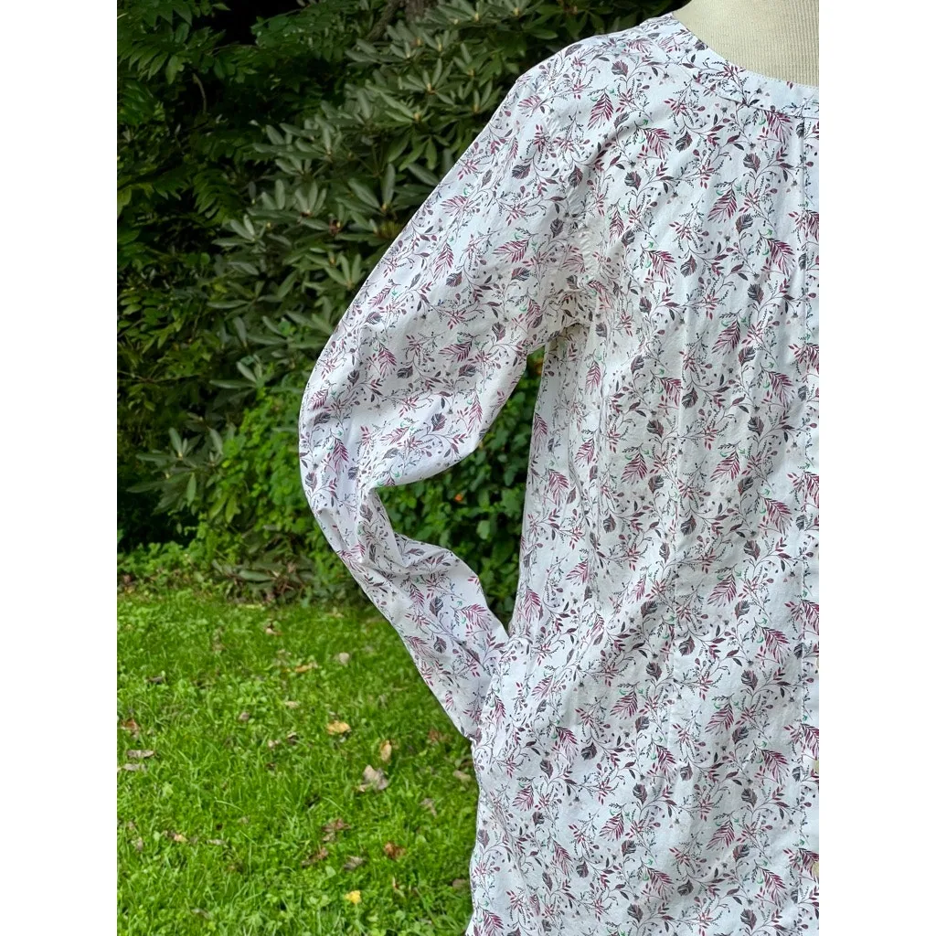 Women's Duluth Trading Collarless S No Gap Button Front 3/4 Sleeve Tunic - Image 3