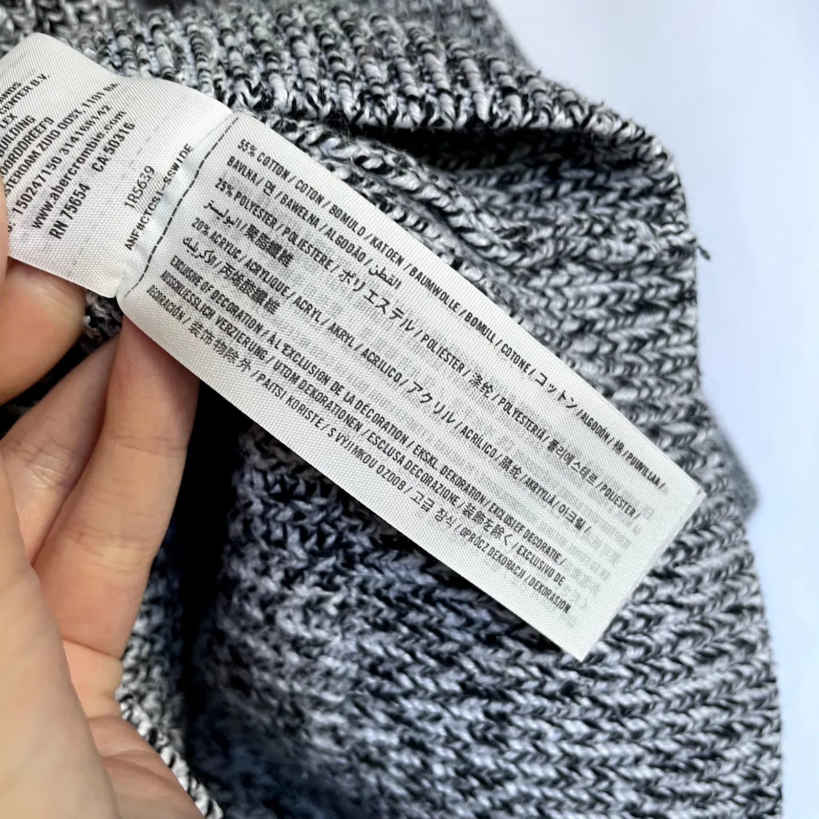 Abercrombie & Fitch black white knit turtleneck sweater women's size large - Image 4