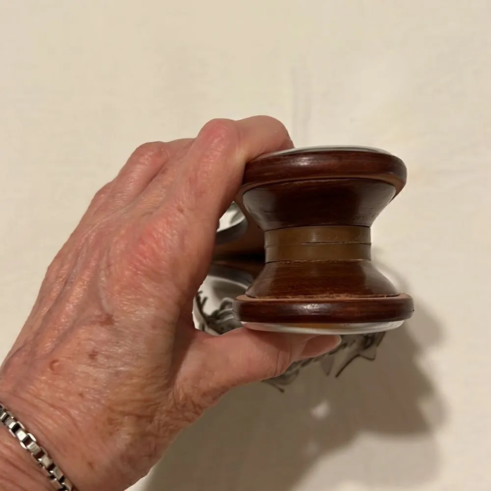 Beautiful Silver & white flowered leather sandals B2 by Bernardo worn 2x EUC Size 6 - Image 3