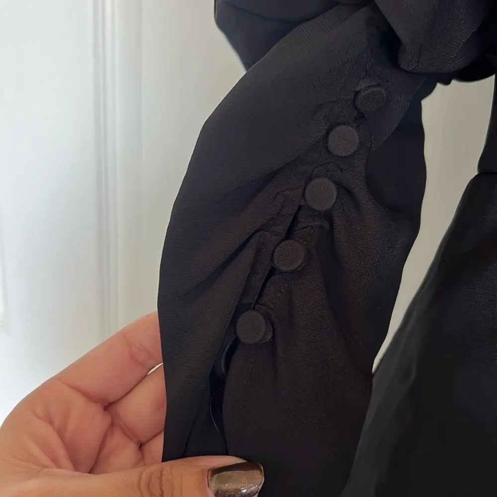 SELF-POTRAIT Black Puff Sleeve Dress - Image 8