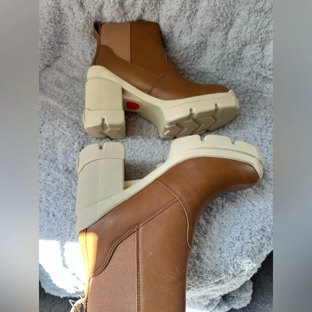 NWT Caribou™ X Heel Chelsea in Color Tawny Buff & Honey White - Image 5