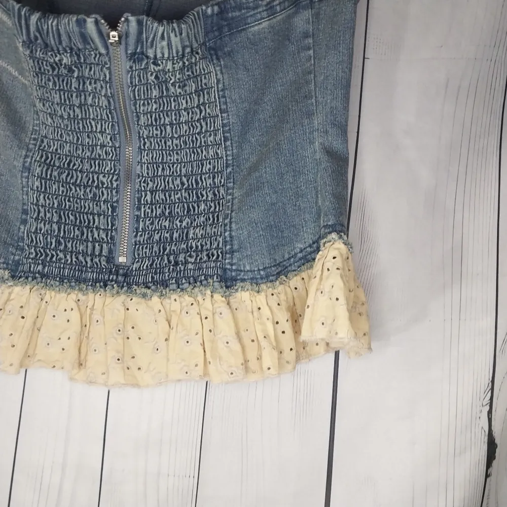 Kimchi Blur Urban Outfitters Denim And Lace Coquette Ruffle Tube Top Size L NWT - Image 9