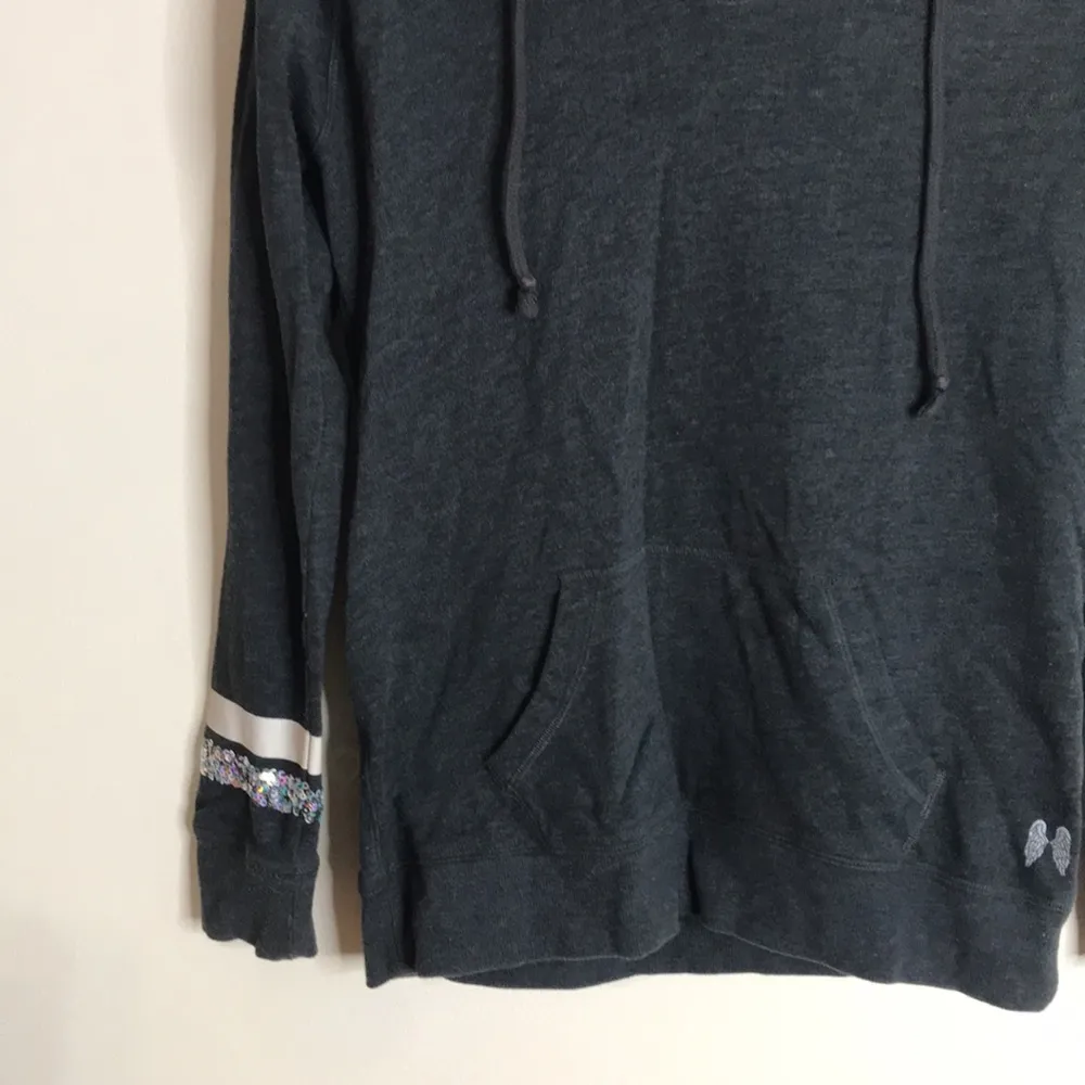 Victoria's Secret LOVE Bling Sleeves Grey Pullover Hoodie Size XS - Image 4