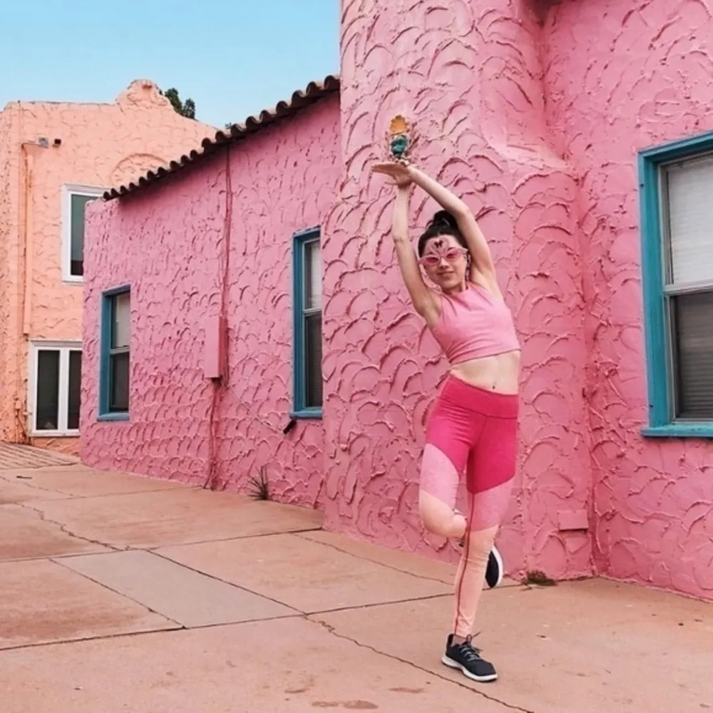 Outdoor Voices • Flamingo Pink + Peach Colorblock Leggings 7/8 - Image 5