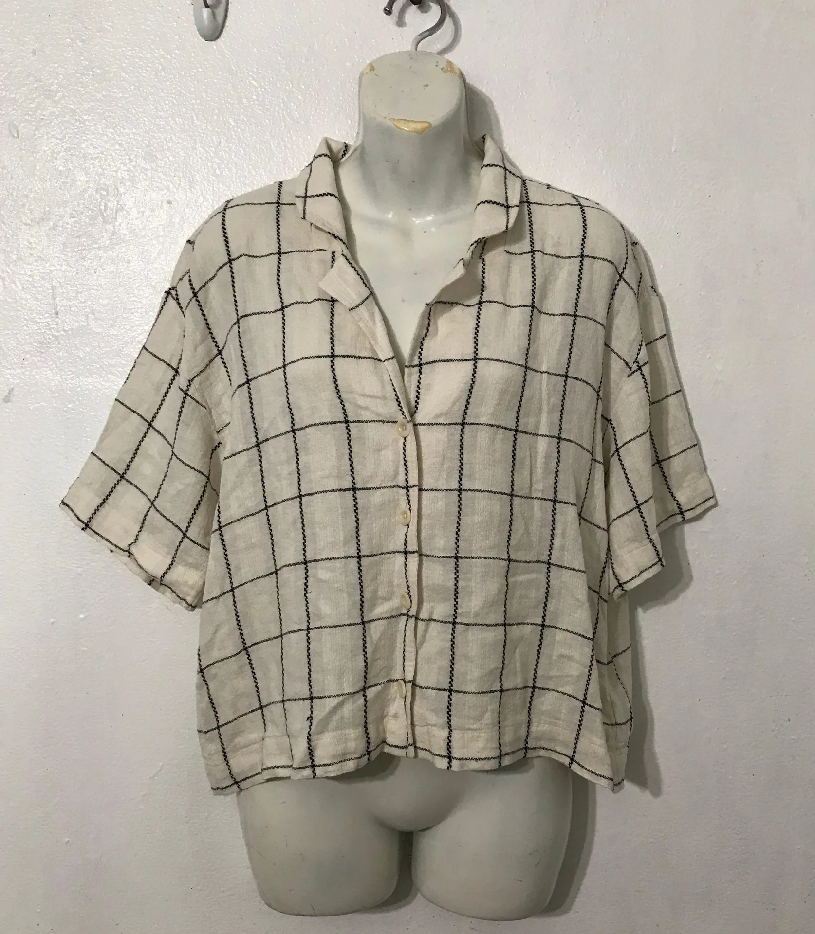 Shirt Size L 100% Linen - Image 2