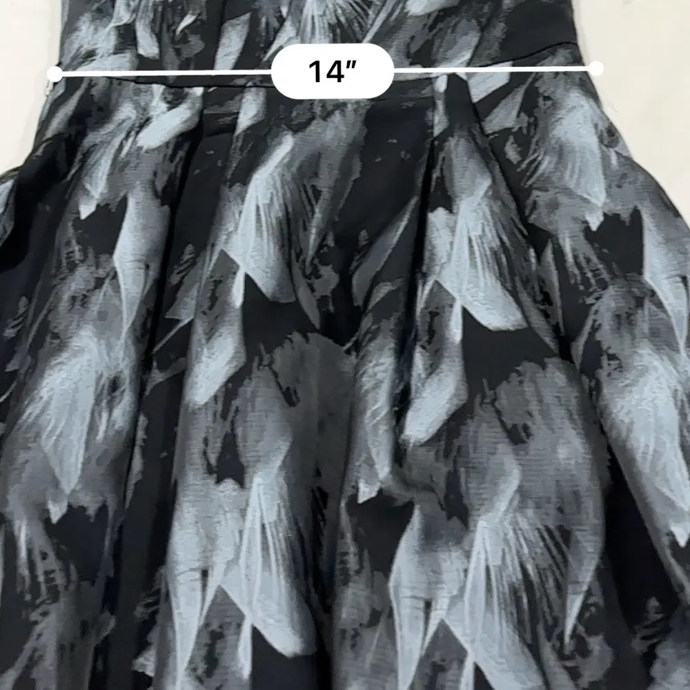 WHBM Strapless Feather Print black and white Dress size 4 - Image 7