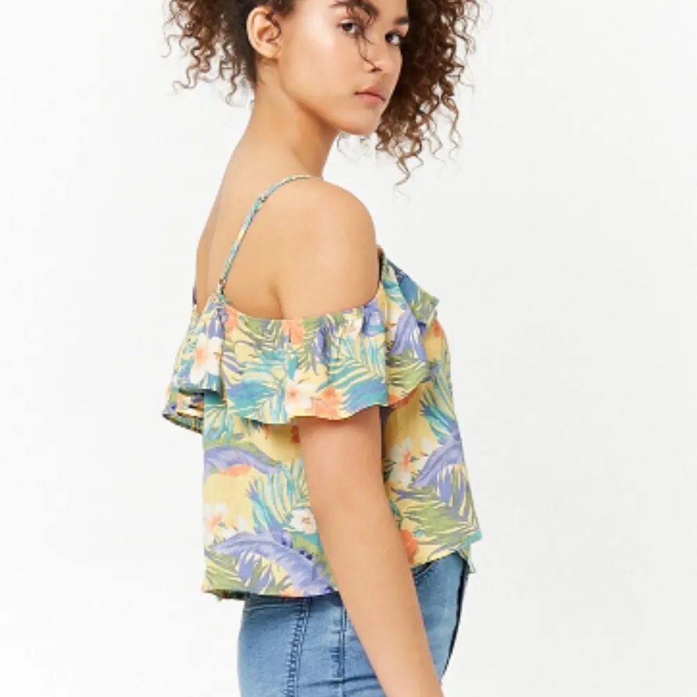 NWT Floral Flounce Crop Cami - Image 2