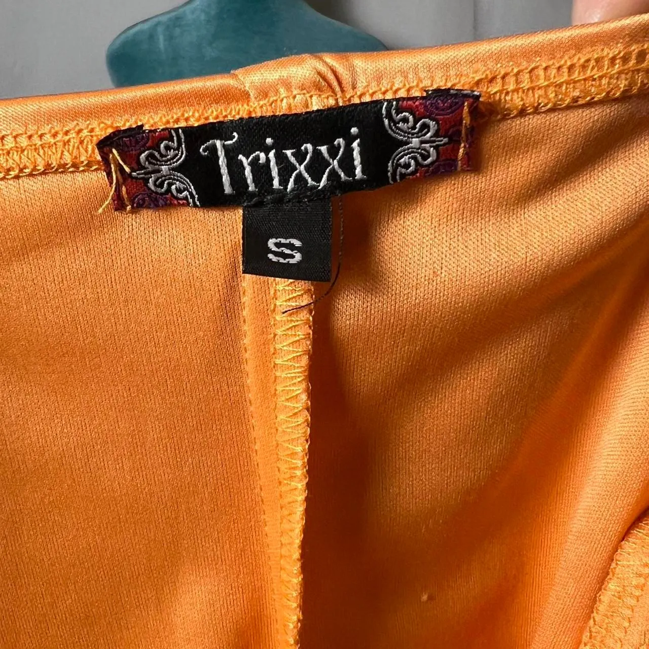 Vintage Y2K Trixxi Women's Orange Halter Dress small - Image 7