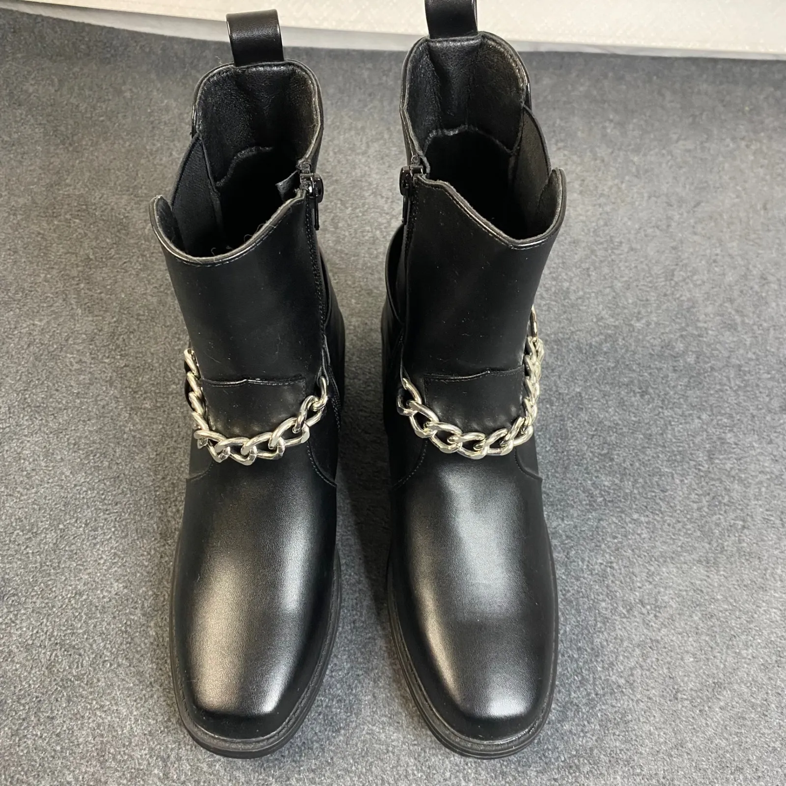 Pazzle‎ Chain Accent Ankle Boots Women's Black Block Heel Square Toe Sz 7.5 NWOT - Image 2