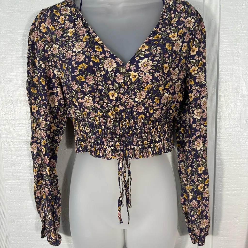 Elodie Women’s Purple Floral Long Sleeve Crop Top Smocked Elastic Waist SZ Med… - Image 7