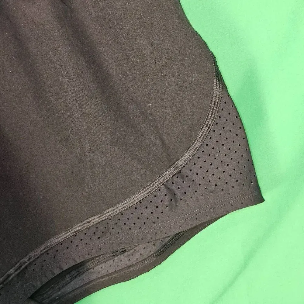 Spanx‎ Womens Black The Get Moving Shorts Medium - Image 3