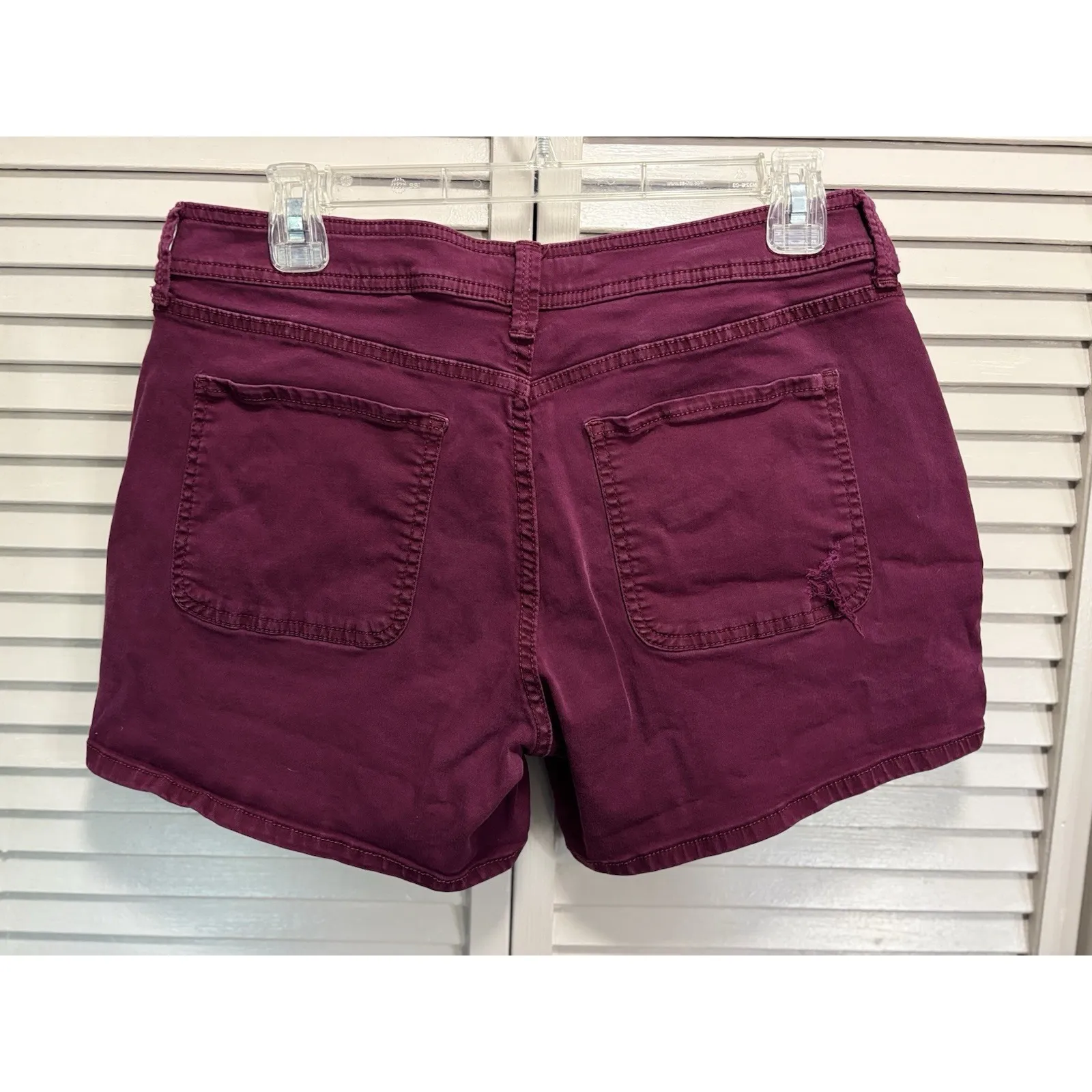 Arizona Khaki Burgundy‎ Short Size 13 Pockets Zip Mid Rise Distressed  Summer - Image 4