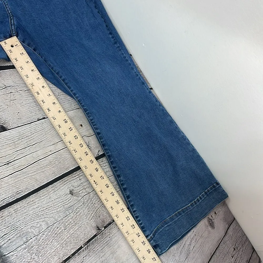 Lane Bryant Flex Magic Waistband Signature Fit Mid-Rise Flare Leg 24S plus size - Image 13