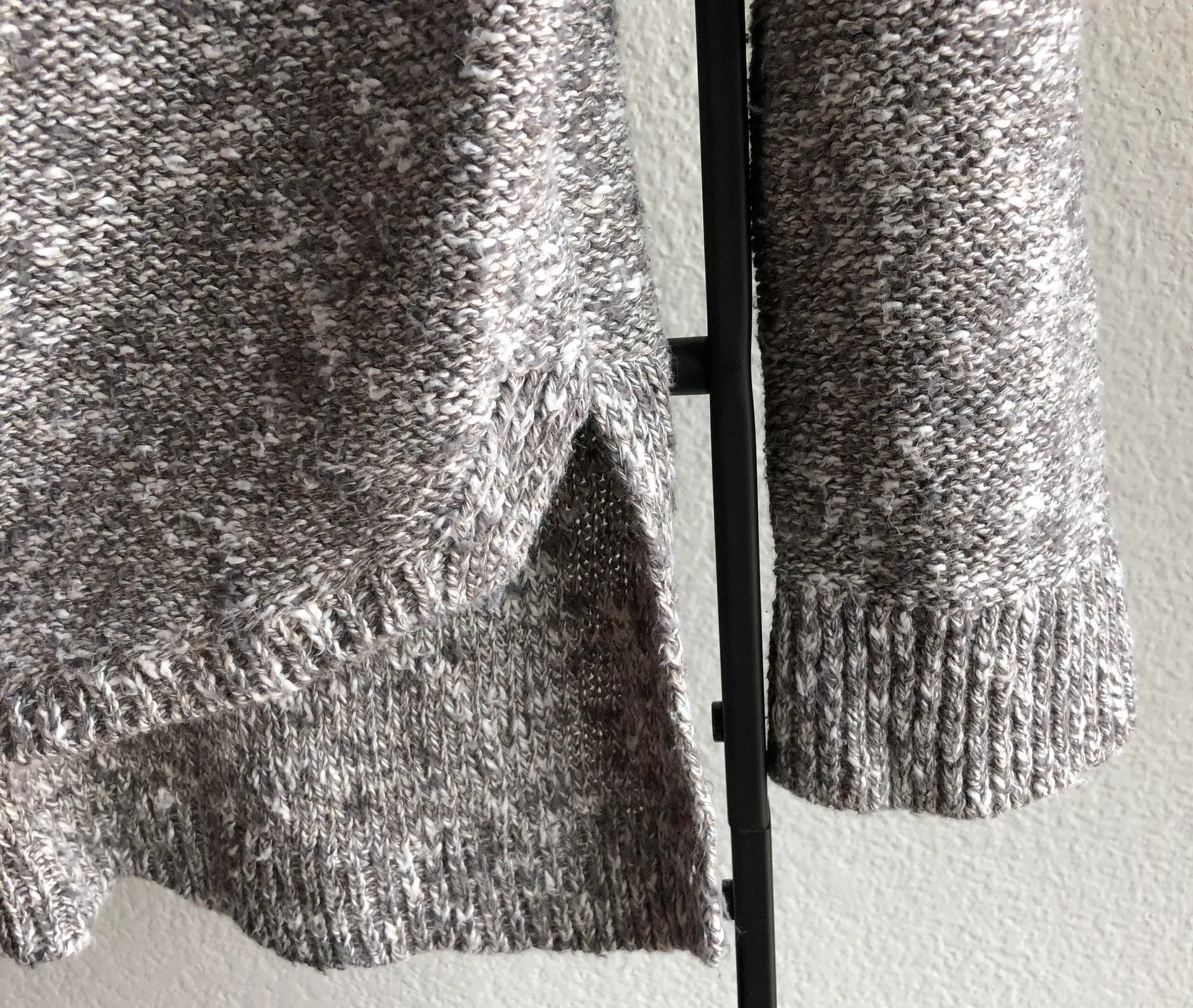 Marled Knit Grey Sweater - Image 5