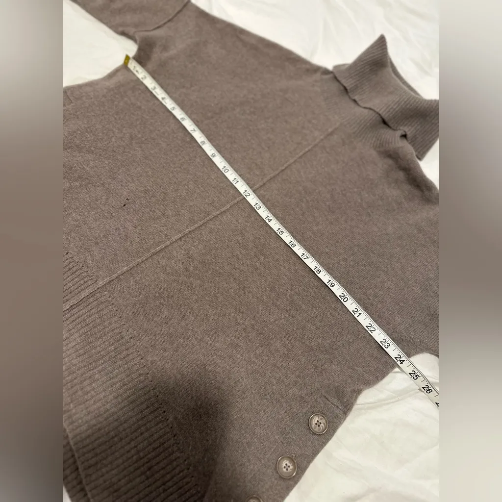 Max Studio Sz: M cowl neck Taupe 2Ply Cashmere Sweater Button Detail 3/4 Sleeve. - Image 3