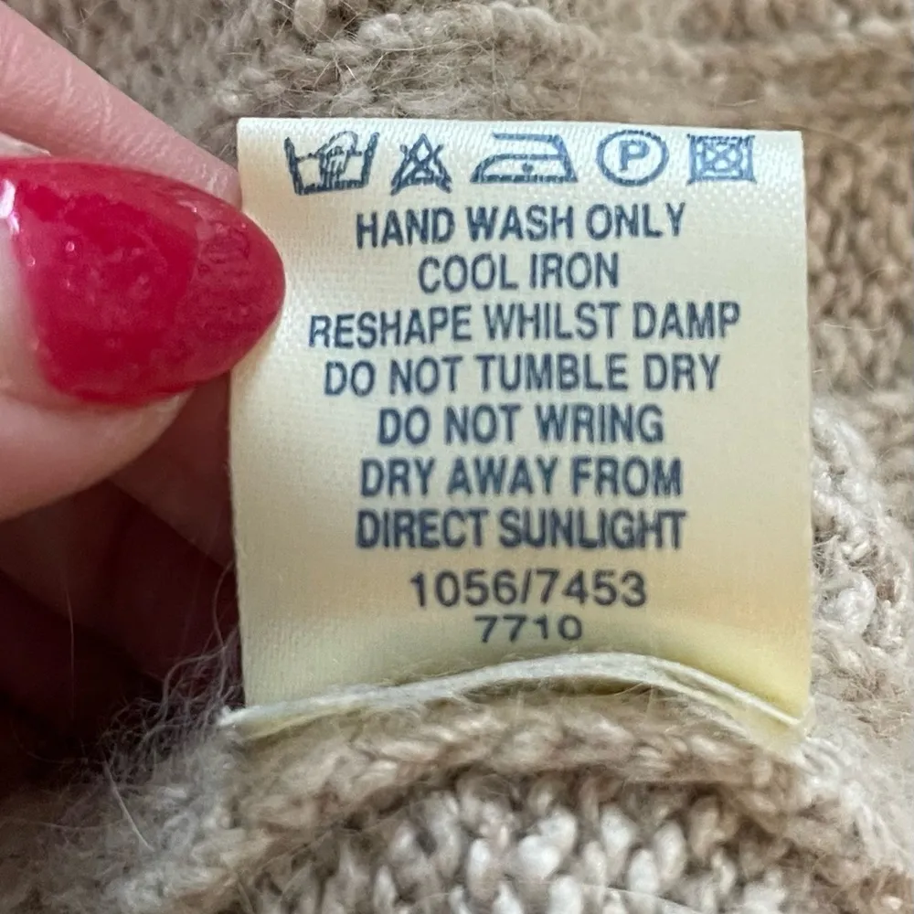 Debenhams silk angora lambswool blend beige floral embroidered sweater, size S - Image 6