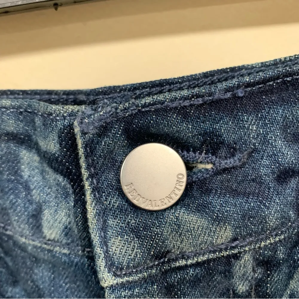 RED Valentino Frayed Printed Denim Midi Skirt Denim Blue Raw Hem size 38 EUC - Image 7