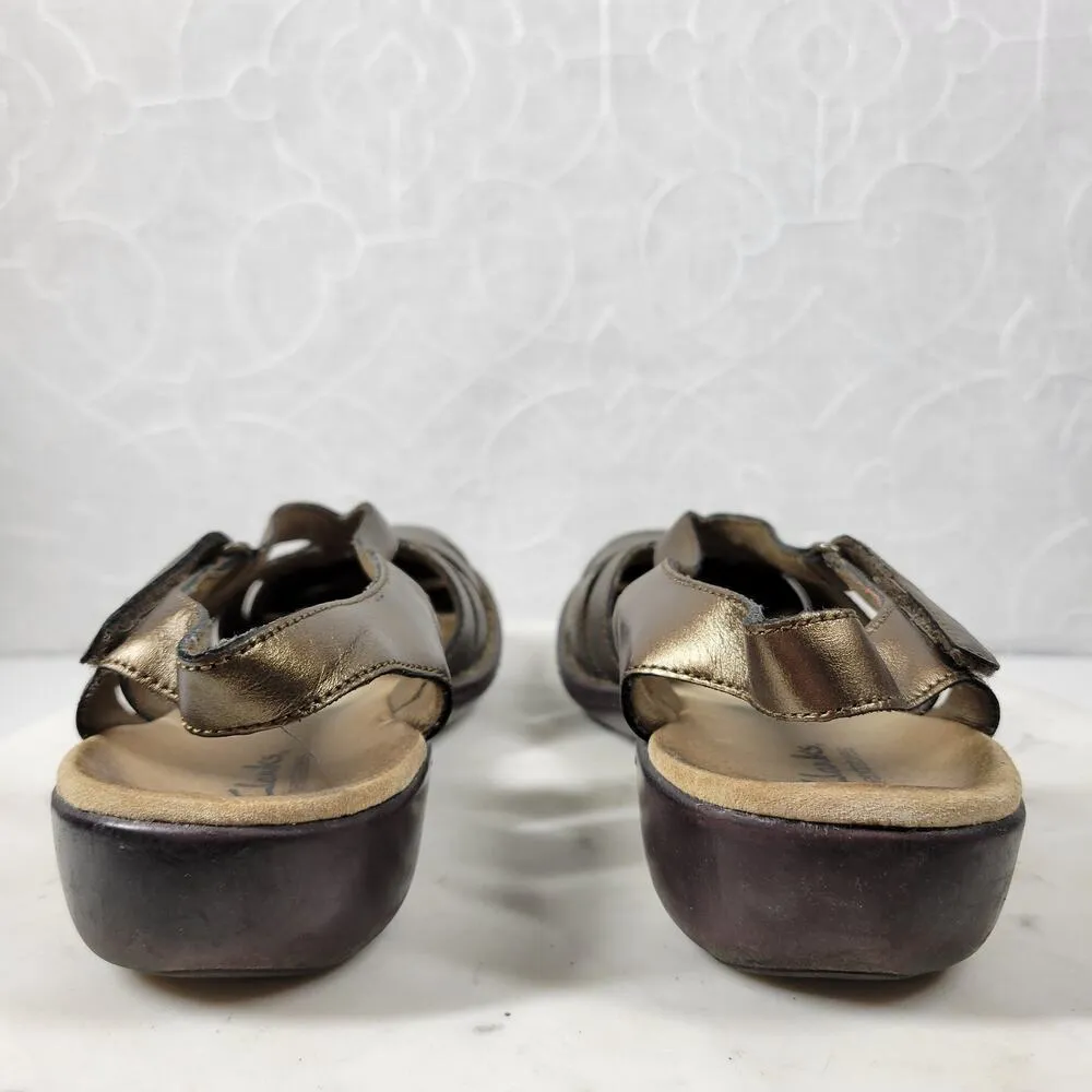 Clarks Bendables Leather Sandals Womens 7 Gold Metallic Slingback Closed Toe - Image 13