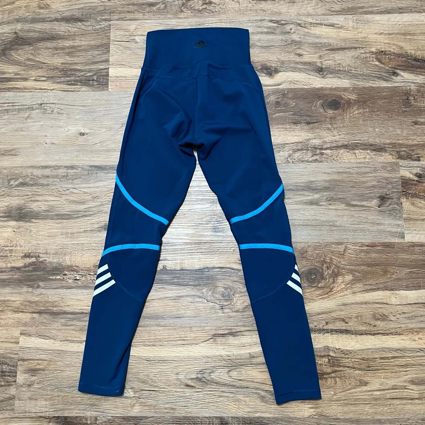 Adidas Women's 7/8 Leggings Blue Stripe High Waisted Size XS - Image 4