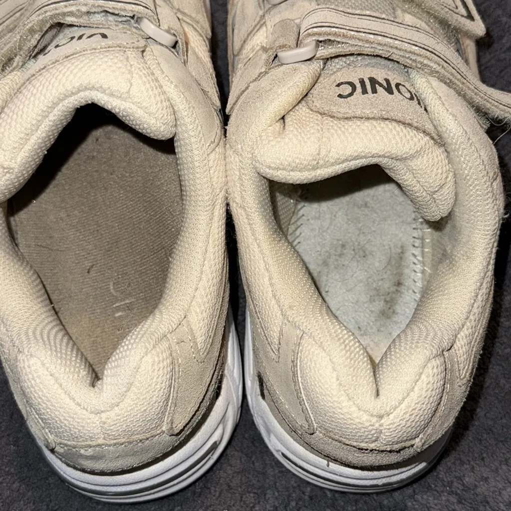 Vionic Tabi Walker Womens Size 9.5 Walking Shoes Sneakers Cream Beige Orthotic - Image 8