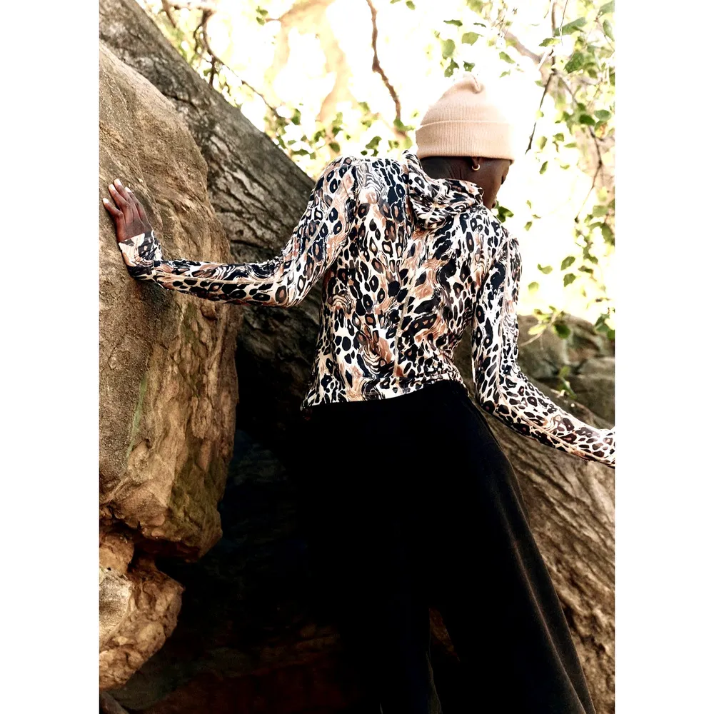 Free People  Misty Morning Printed Layer Faded Leopard Combo size M - Image 3