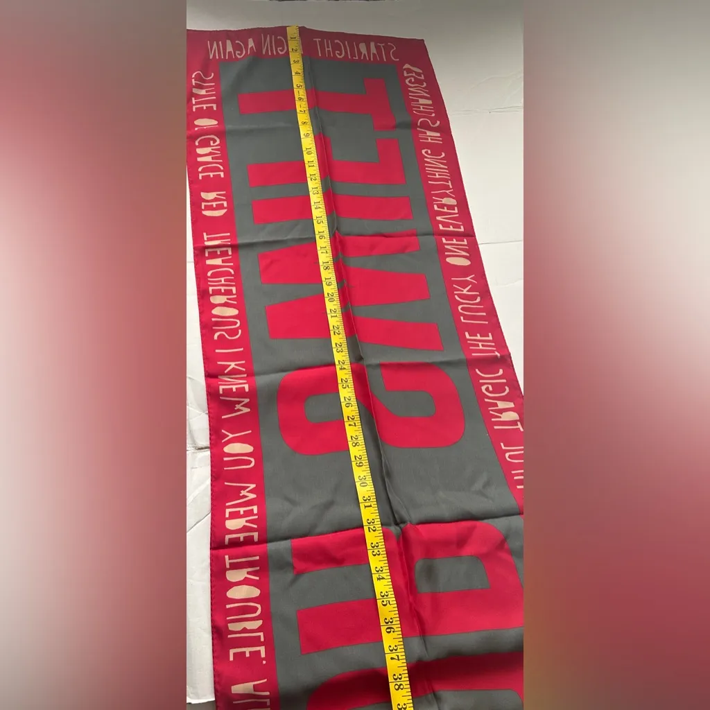 NWT 2012 Taylor Swift Red Era Silky Scarf - Image 9