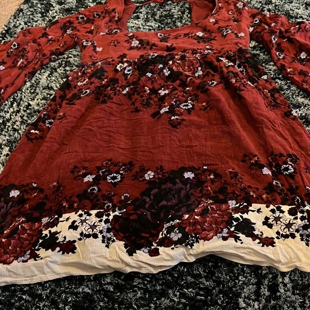 Free people burgundy floral mini dress - Image 5