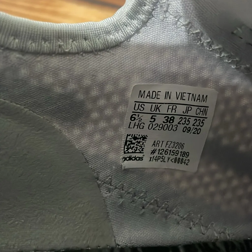 adidas Originals X NASA NMD R1 Spectoo Sneaker Grey Rose Pink Womens Size 6.5 - Image 12