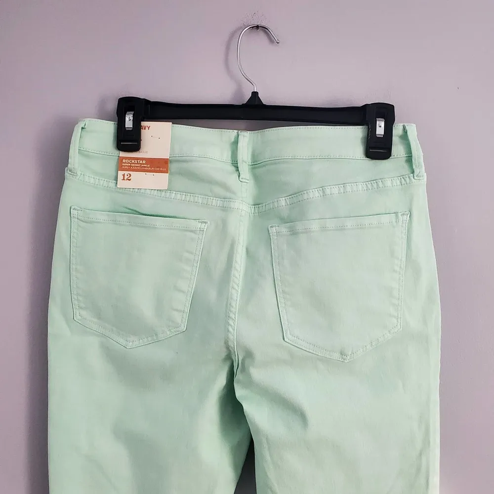 Old Navy Rockstar Green Mid-Rise Ankle Length Pants 12 - Image 4