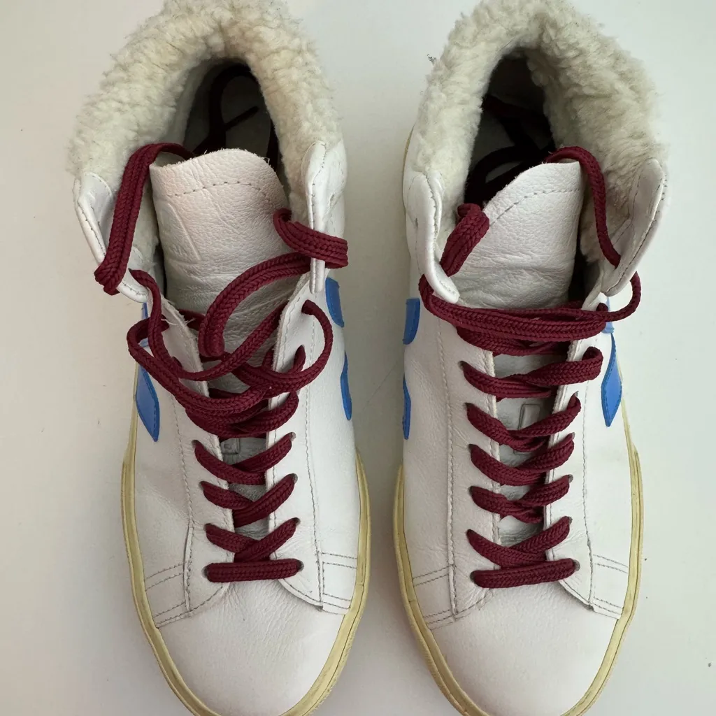 Veja MINOTAUR FURED LEATHER WHITE EGEE high top 9 - Image 3