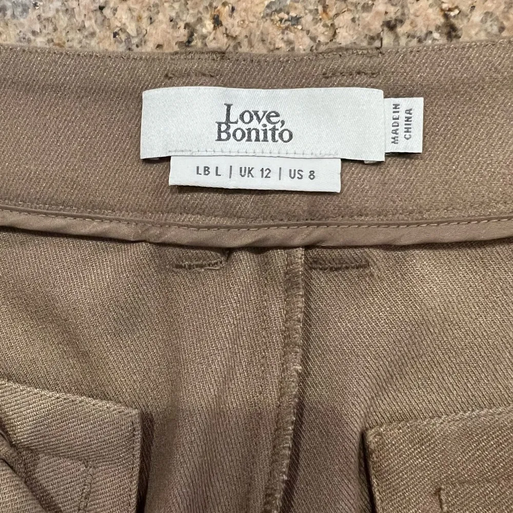 LOVE BONITO Gretal Tailored Pleated Straight Leg Pants size 8 EUC Clay color Tan - Image 10