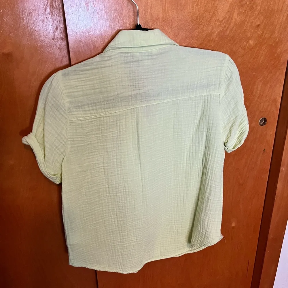 Lucky Brand XS short sleeve green button up - Image 4