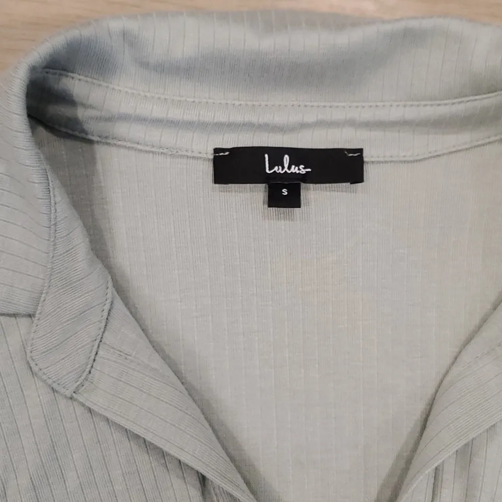 Lulu's Lookin' Flirty Sage Green Ribbed Collared Short Sleeve Crop Top - Image 6