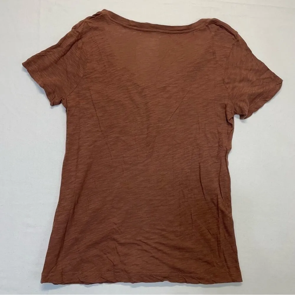 Wishlist Burnout V-neck T-shirt Size Medium brown pocket tee short sleeve - Image 3