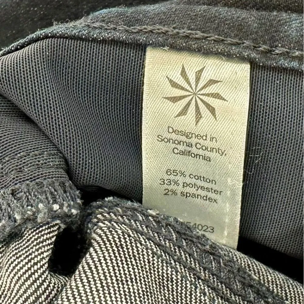 ATHLETA Sculptek Skinny Jeans in Overwash Dark Wash Size 8 - Image 5