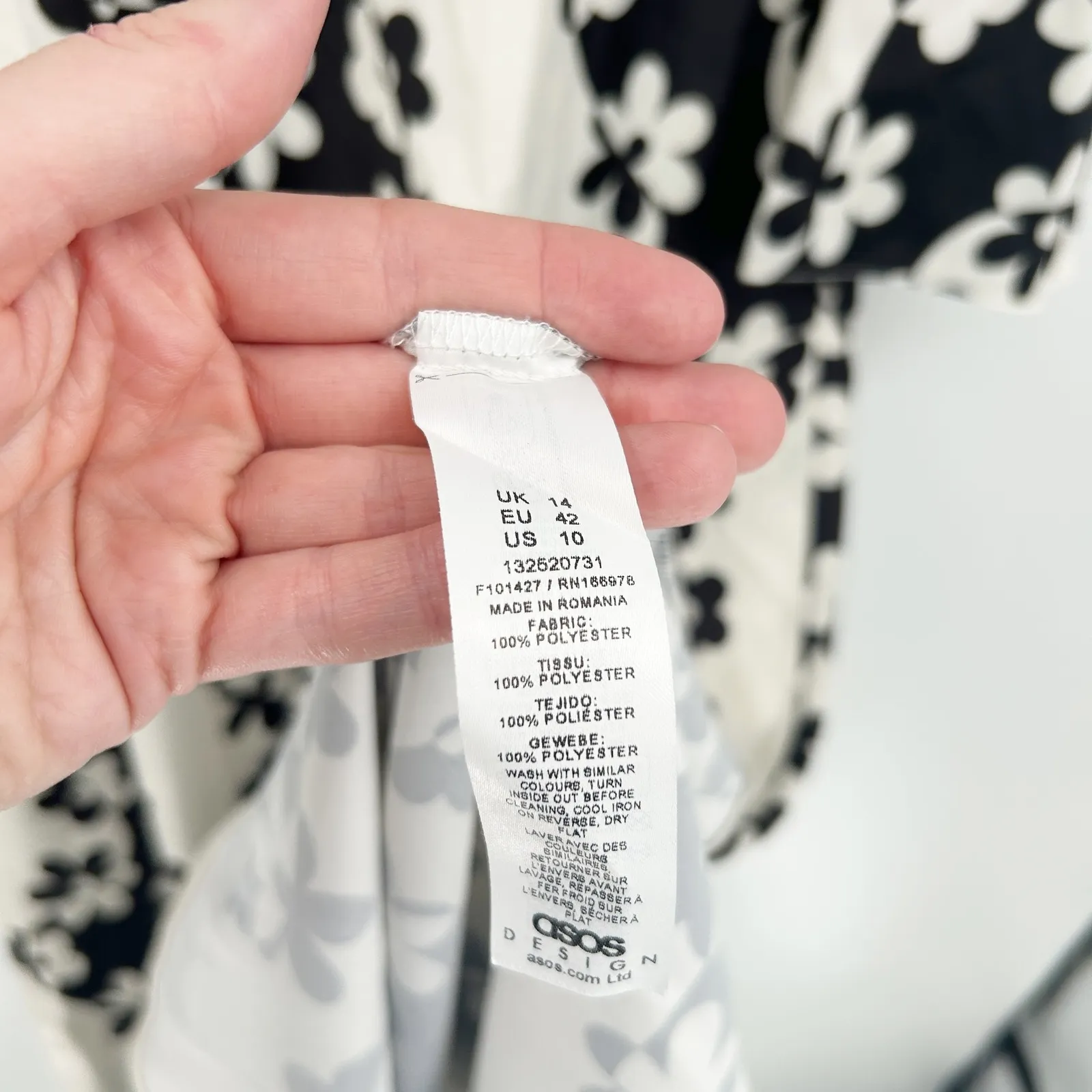 NWT ASOS DESIGN Womens Retro 70s Inspired Floral Maxi Dress Size 10 Black White - Image 8