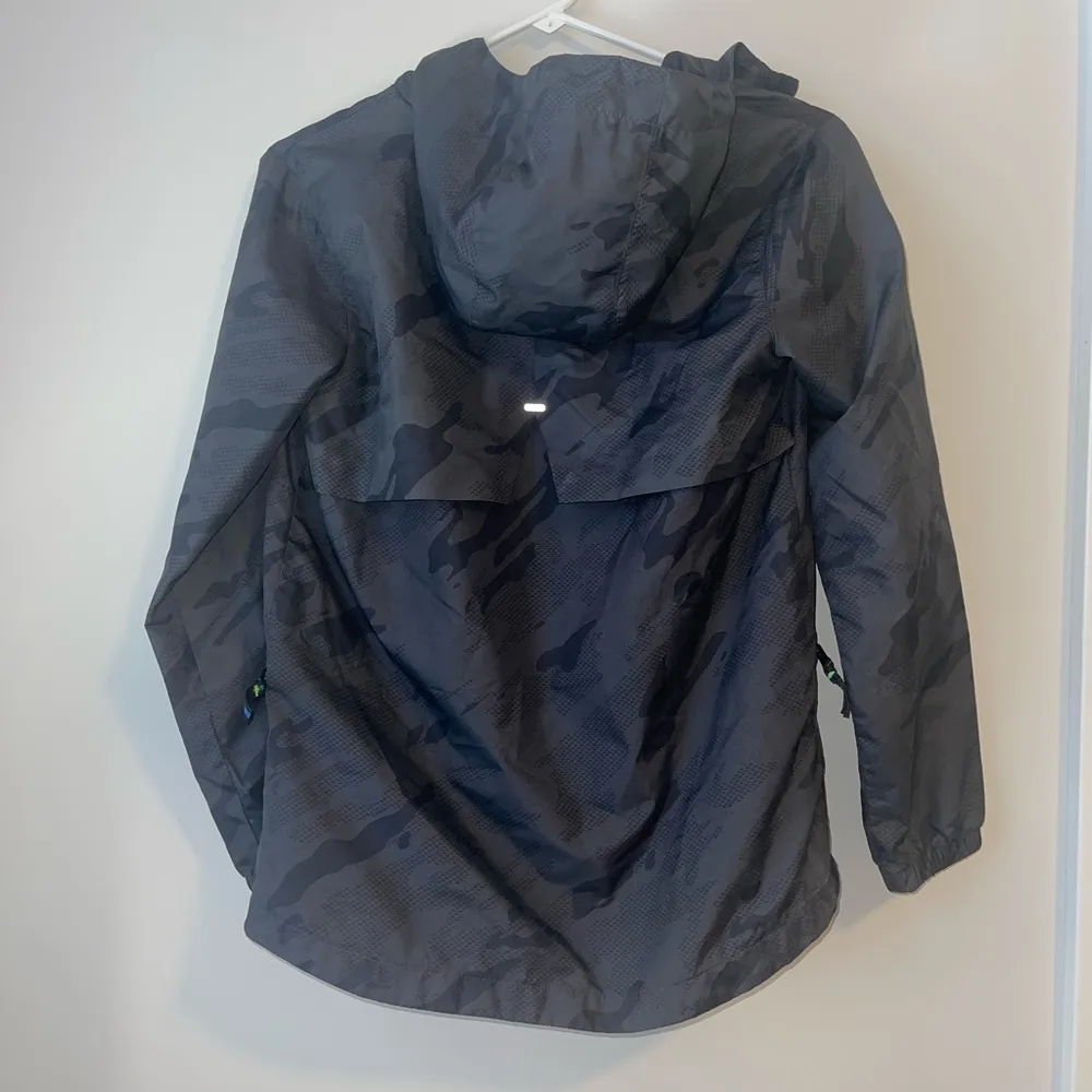 Champion Black Camouflage Wind Breaker - Image 4