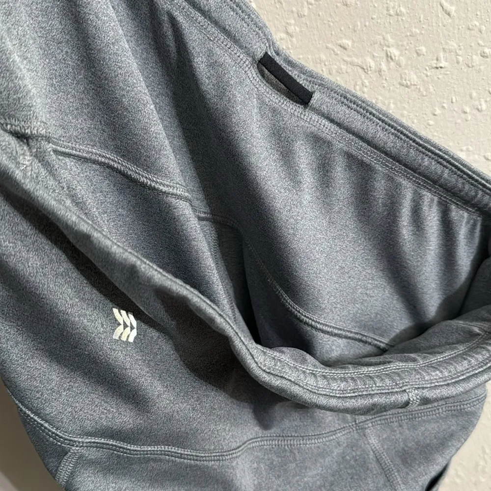 All in motion capri leggings - Image 11