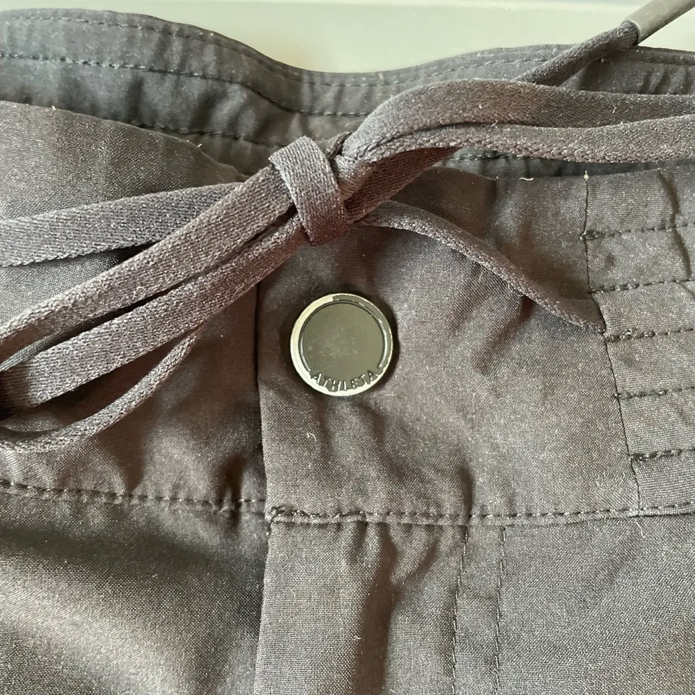 Athleta Women’s Hudson Grey Boardshort 211376-00 - 0 sz 6 - Image 2