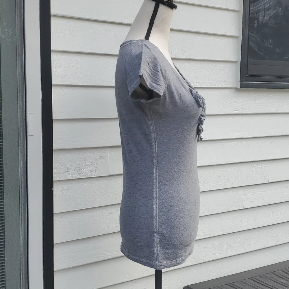 Hollister Y2K V-Neck Ruffle Short Sleeve Shirt - Image 10