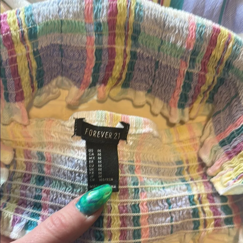 Forever 21 Blue and White plaid Crop Top - Image 5