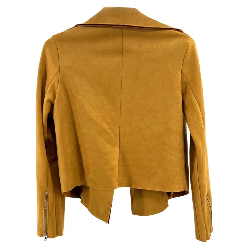 Daytrip faux suede xs mustard yellow open front zipper detail moto jacket fall - Image 2