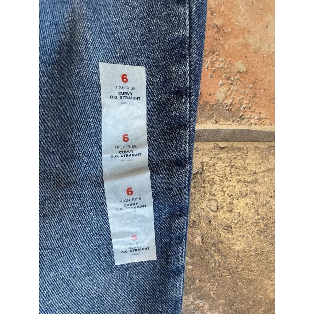 WOMENS OLD NAVY CURVY O.G. STRAIGHT HIGH RISE JEANS SIZE 6 MED BLUE ANKLE - Image 3